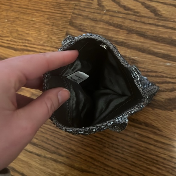 Gray / Silver Beaded Handbag with Magnetic Snap Closure - Picture 5 of 8